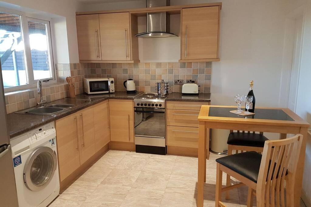 Sister'S Apartment Ланели Екстериор снимка